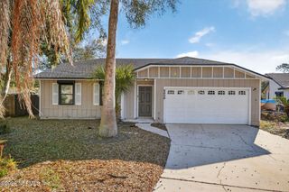 2039 CYPRESS LANDING Drive, Jacksonville, FL 32233