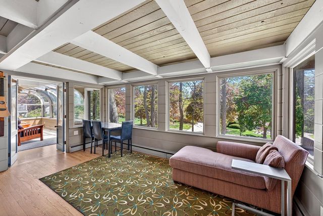 316 Oxford ROAD, Waukesha, WI 53186