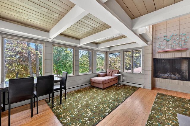 316 Oxford ROAD, Waukesha, WI 53186
