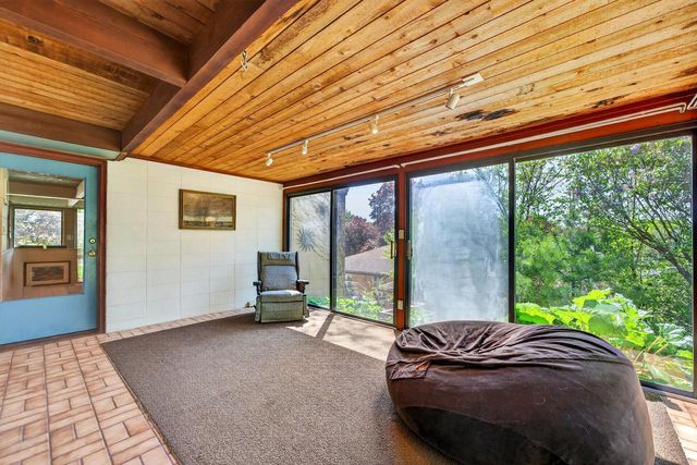 316 Oxford ROAD, Waukesha, WI 53186