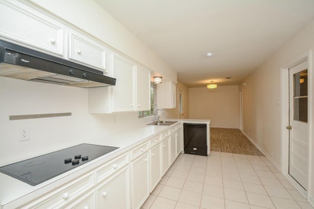 2203 Bron Holly Drive, Houston, TX 77018