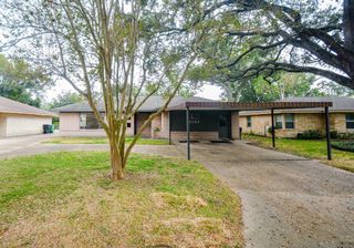 2203 Bron Holly Drive, Houston, TX 77018
