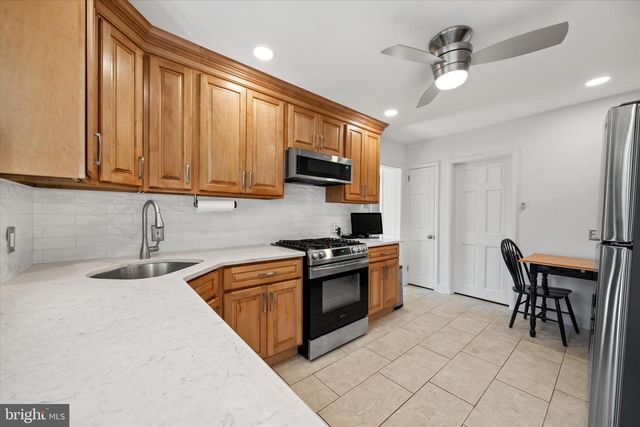 126 MANNS AVE, Newark, DE 19711