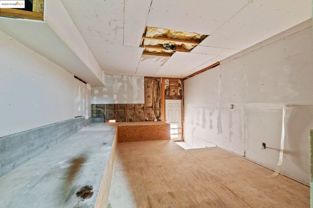 21200 Oman Drive, Soulsbyville, CA 95372