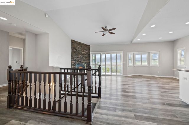 21200 Oman Drive, Soulsbyville, CA 95372