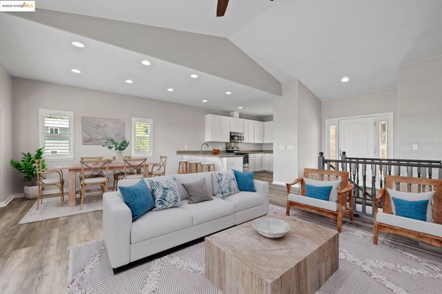 21200 Oman Drive, Soulsbyville, CA 95372