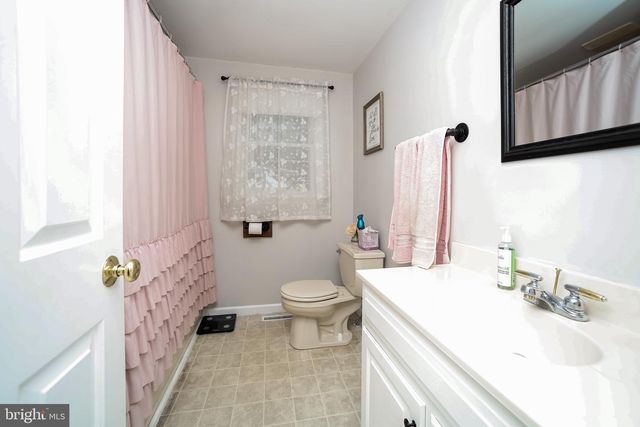 253 MEETINGHOUSE RD, Gap, PA 17527