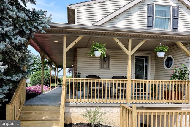 253 MEETINGHOUSE RD, Gap, PA 17527