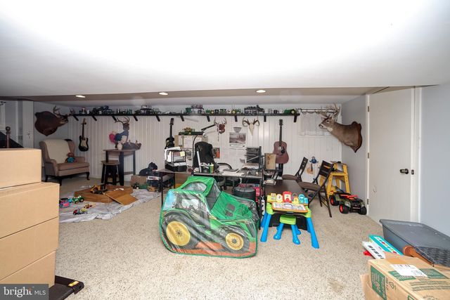 253 MEETINGHOUSE RD, Gap, PA 17527