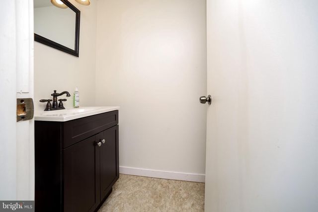 253 MEETINGHOUSE RD, Gap, PA 17527