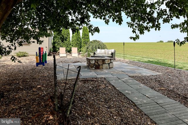 253 MEETINGHOUSE RD, Gap, PA 17527