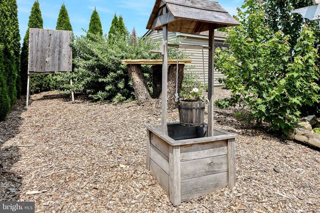 253 MEETINGHOUSE RD, Gap, PA 17527