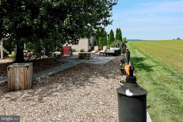 253 MEETINGHOUSE RD, Gap, PA 17527