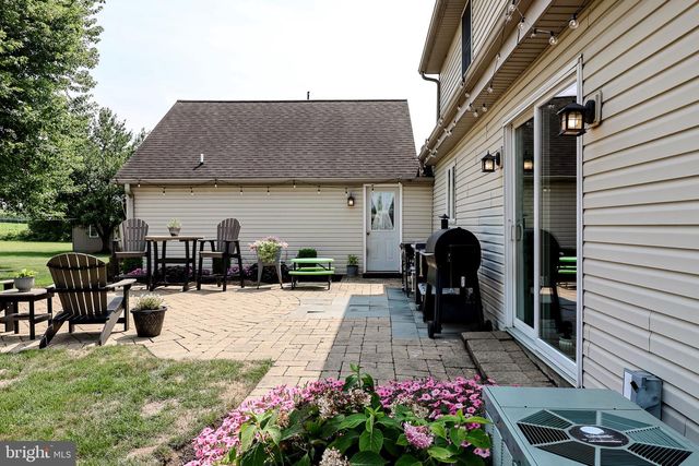 253 MEETINGHOUSE RD, Gap, PA 17527