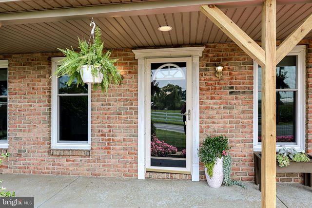 253 MEETINGHOUSE RD, Gap, PA 17527