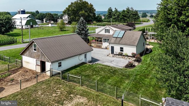 253 MEETINGHOUSE RD, Gap, PA 17527
