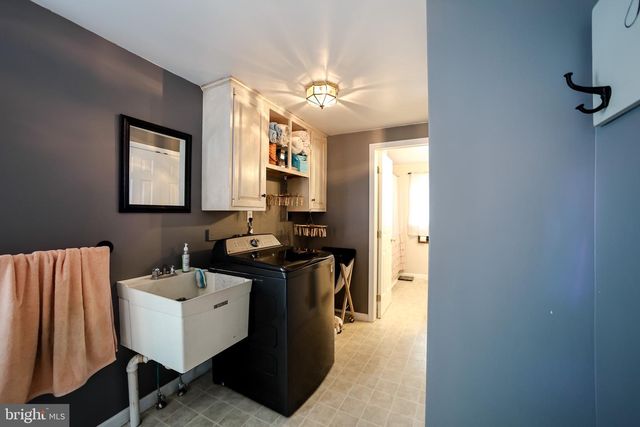 253 MEETINGHOUSE RD, Gap, PA 17527