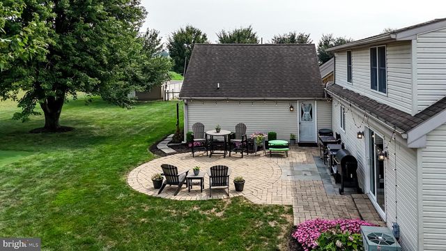 253 MEETINGHOUSE RD, Gap, PA 17527