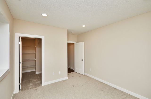 9067 Tatum Drive, West Des Moines, IA 50266