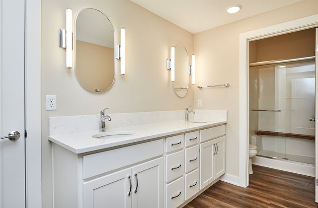 9067 Tatum Drive, West Des Moines, IA 50266