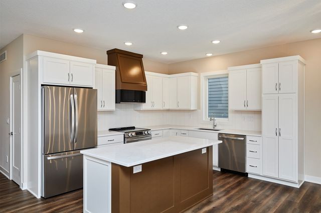 9067 Tatum Drive, West Des Moines, IA 50266