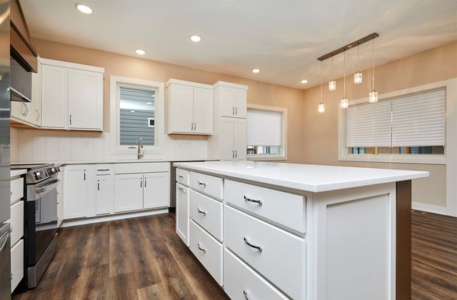 9067 Tatum Drive, West Des Moines, IA 50266