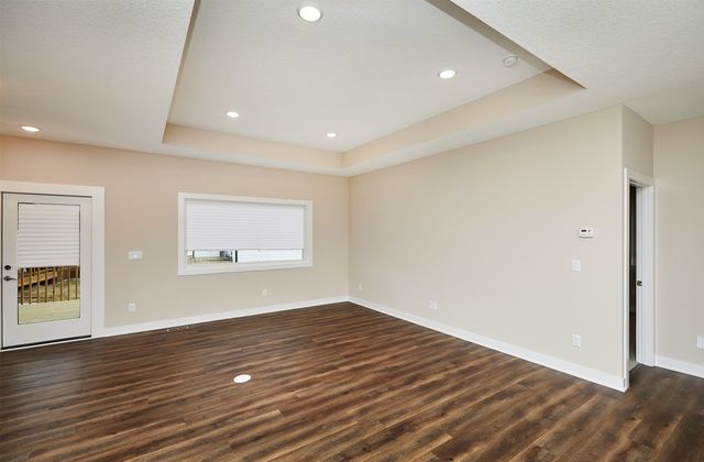 9067 Tatum Drive, West Des Moines, IA 50266