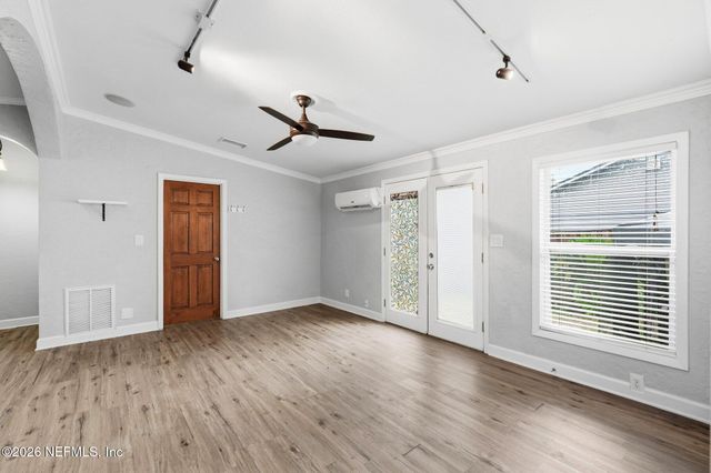 5022 AZURE Street, Jacksonville, FL 32258