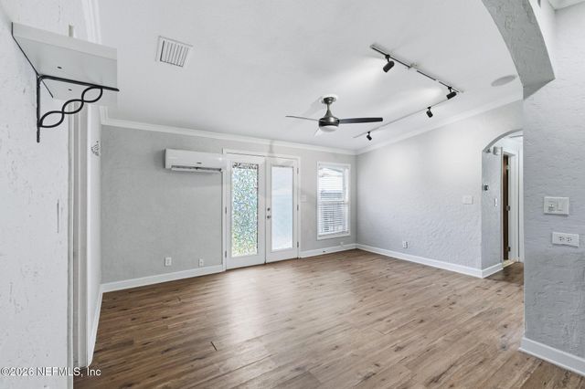 5022 AZURE Street, Jacksonville, FL 32258