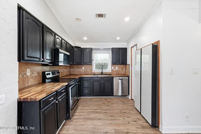 5022 AZURE Street, Jacksonville, FL 32258