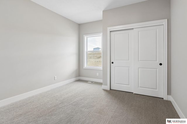 17118 Cora Street, Bennington, NE 68007