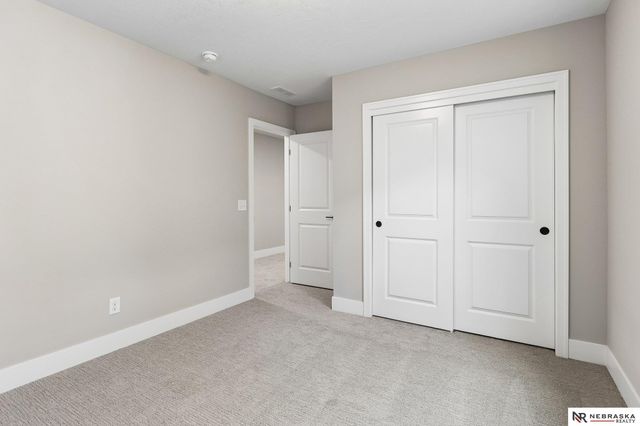 17118 Cora Street, Bennington, NE 68007