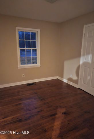 5500 Gaskins Road, Grimesland, NC 27837
