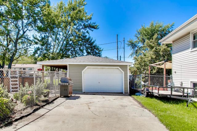 936 Northgate Drive, Dyer, IN 46311