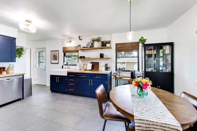 936 Northgate Drive, Dyer, IN 46311