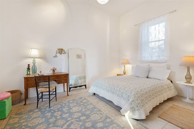 26 Likely Road, Santa Fe, NM 87508