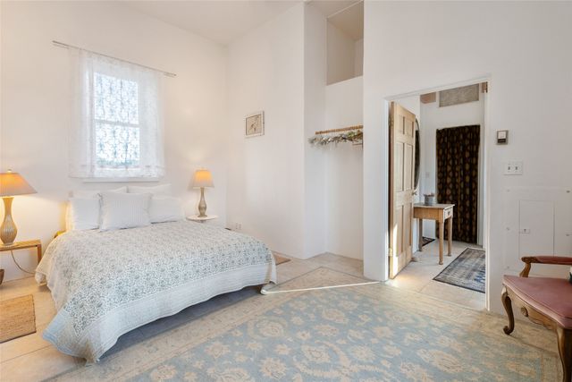 26 Likely Road, Santa Fe, NM 87508