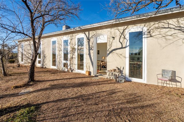 26 Likely Road, Santa Fe, NM 87508
