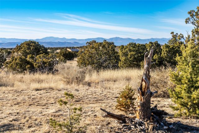 26 Likely Road, Santa Fe, NM 87508