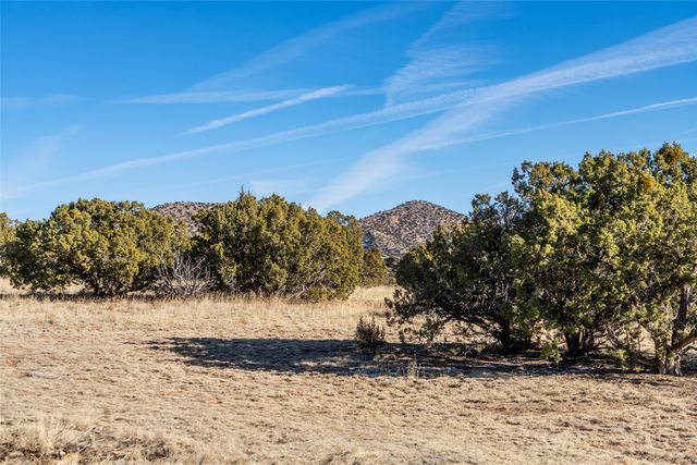 26 Likely Road, Santa Fe, NM 87508