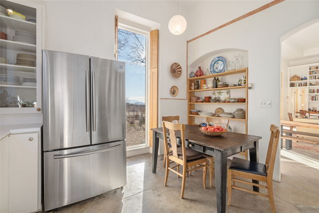 26 Likely Road, Santa Fe, NM 87508