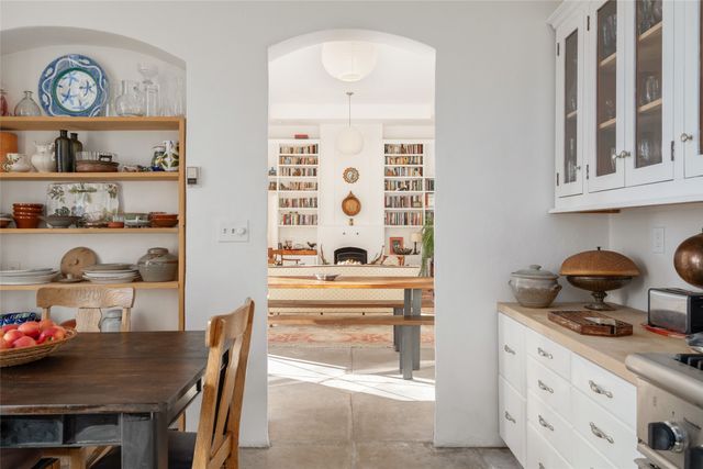 26 Likely Road, Santa Fe, NM 87508