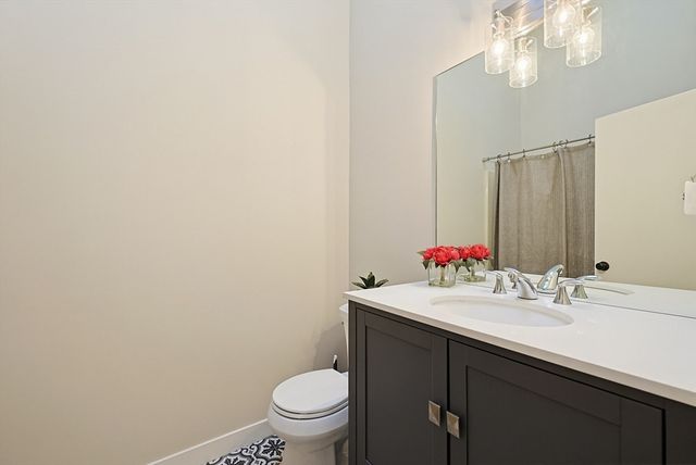 103 Metropolitan Ave 103, Ashland, MA 01721