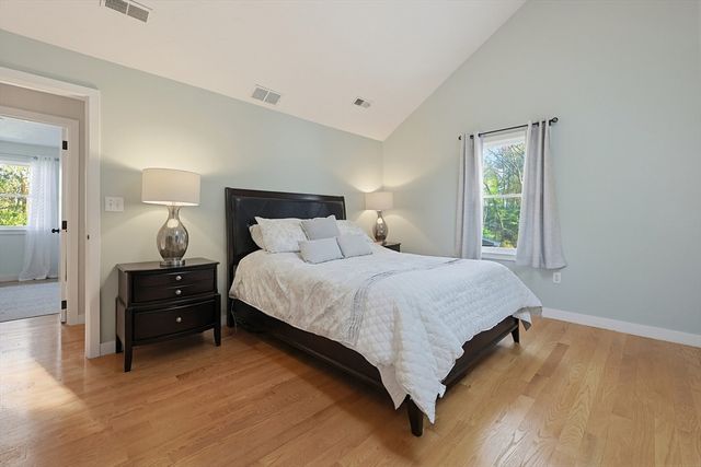103 Metropolitan Ave 103, Ashland, MA 01721
