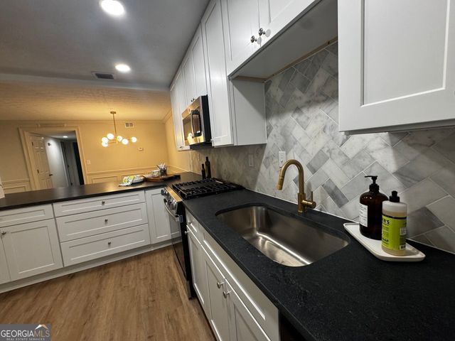 804 Woodcliff Drive, Sandy Springs, GA 30350