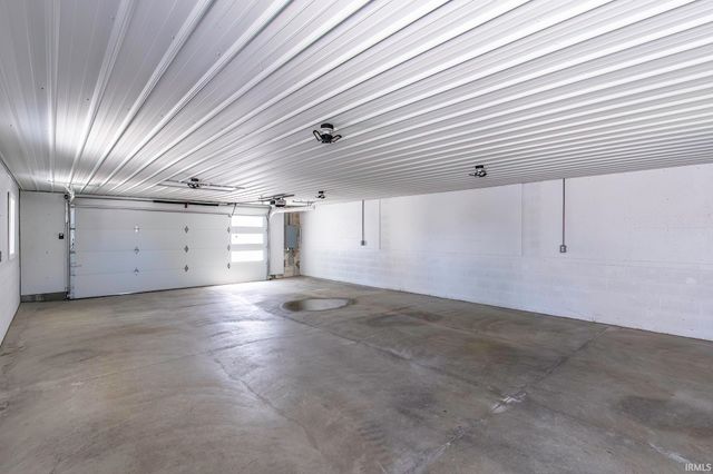 17 EMS C19c Lane, Warsaw, IN 46582