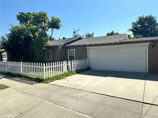 1044 N Sunset, Azusa, CA 91702
