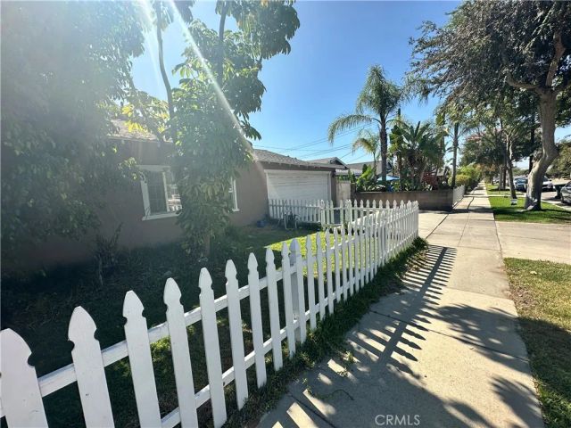 1044 N Sunset, Azusa, CA 91702