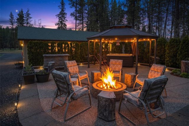11816 W SEVEN MILE Rd, Spokane, WA 99224