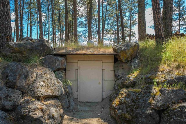11816 W SEVEN MILE Rd, Spokane, WA 99224